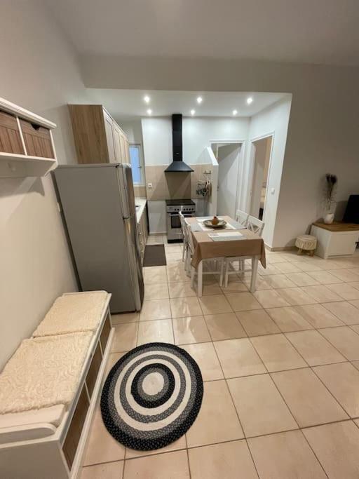 Alekas Cozy Apartment *